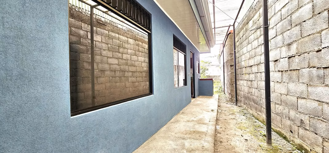 Venta de Casas en Moravia LAS AMERICAS Amplia Zona Verde. - Imagen 9