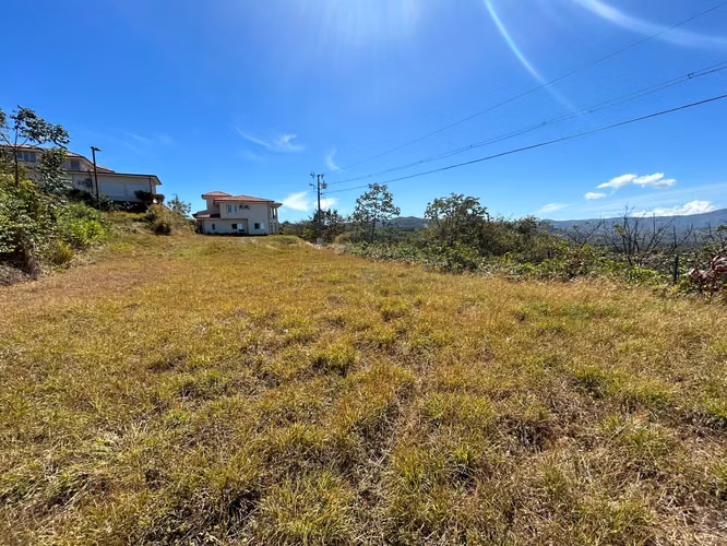 Venta de terreno en Alajuela /El estilo de vida que tu familia merece - Imagen 4