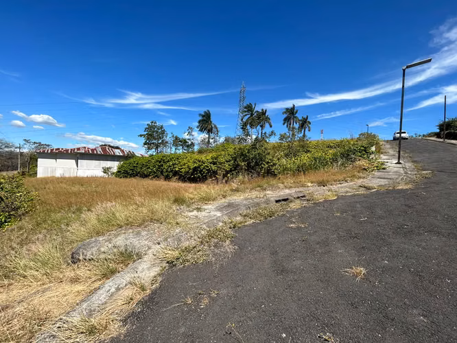 Venta de terreno en Alajuela /El estilo de vida que tu familia merece - Imagen 2