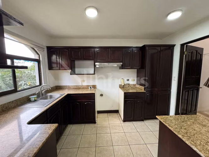 Alquiler de casa en condominio en Jaboncillo - Imagen 2