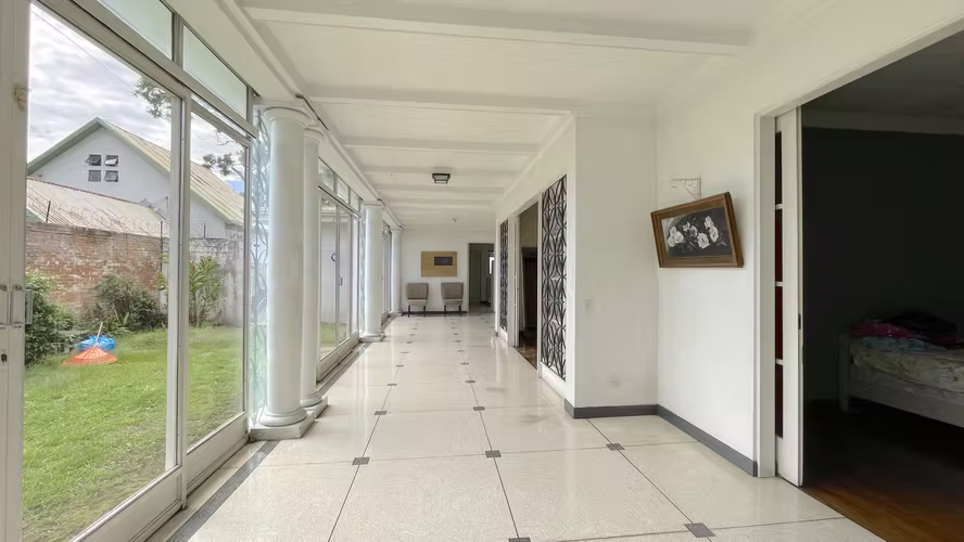 Casa Venta Barrio Escalante con uso mixto y lote de 958 m²