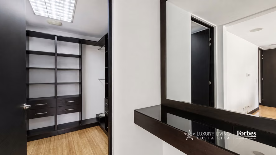 21538 - Casa Trío | Townhouse de 3 Niveles en Santa Ana - Imagen 7