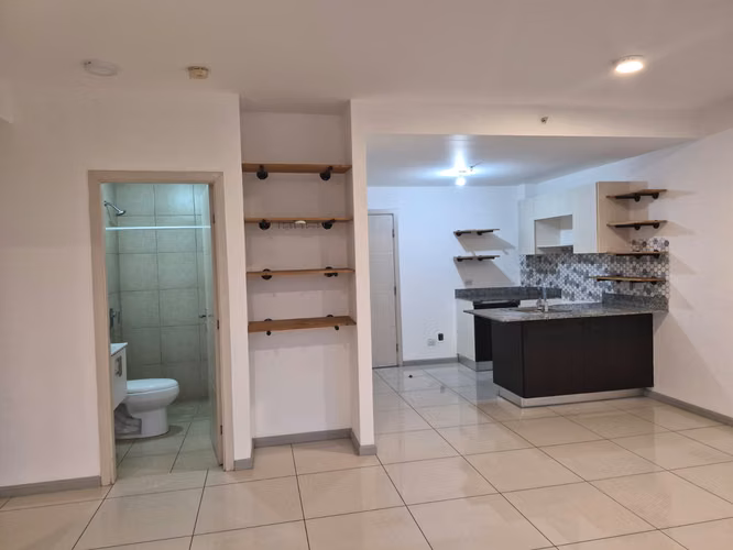 SE ALQUILA APARTAMENTO EN CONDOMINIO BAMBU 106 - ULLOA HEREDIA