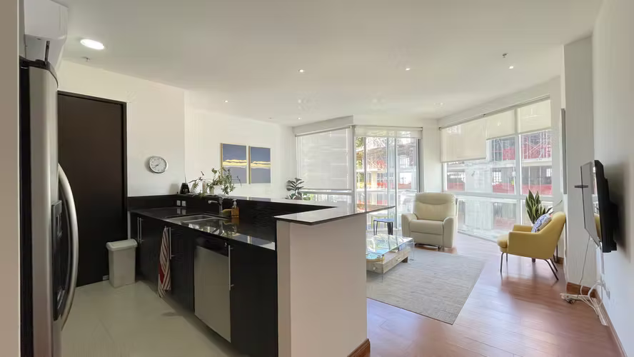 Apartamento venta amoblado en Nunciatura Rohrmoser