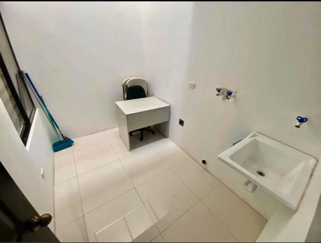 Venta de Casa en Cerro Vista Sabanilla , 2 habitaciones & 1 parqueo - Imagen 4