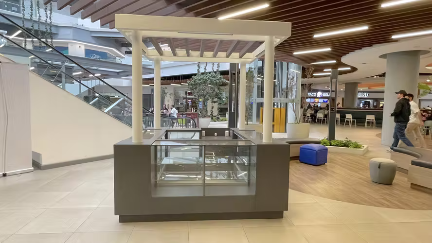 Kiosco en alquiler en C3 Cariari frente a Smart Fit