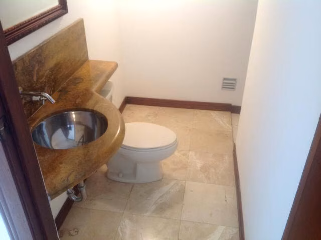 Guachipelin N, linda-amplia 330m2-fina, 3 hab, 2.5 baño, terraza, s-TV, patio, amenidades. - Imagen 9