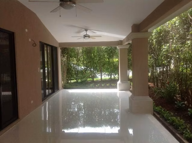 Guachipelin N, linda-amplia 330m2-fina, 3 hab, 2.5 baño, terraza, s-TV, patio, amenidades. - Imagen 6
