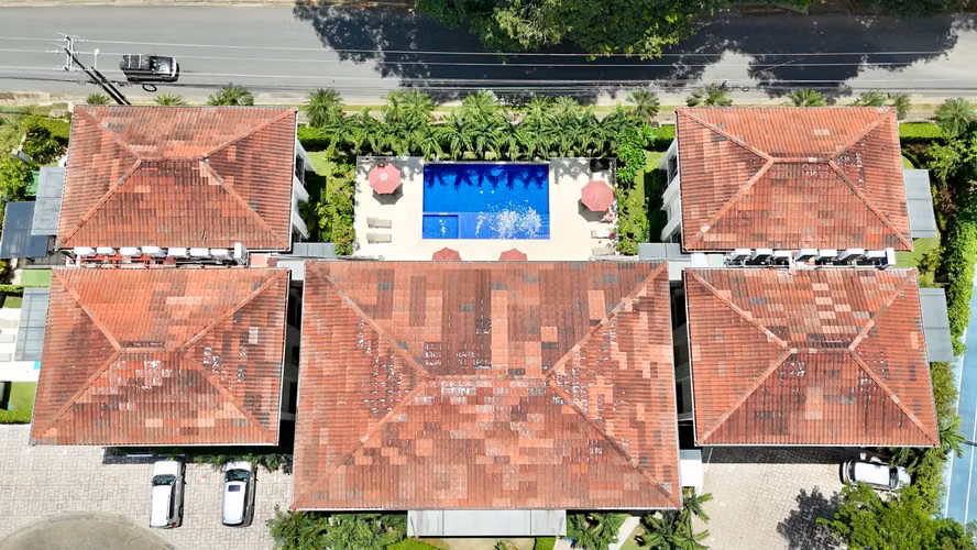 Apartamento de Lujo en Herradura: 2 Habitaciones, Balcón y Acceso a Piscina - Imagen 5