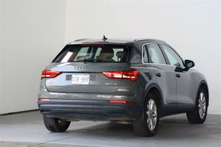 AUDI Q3 2024 AUTOMÁTICA GASOLINA GRIS - Imagen 2