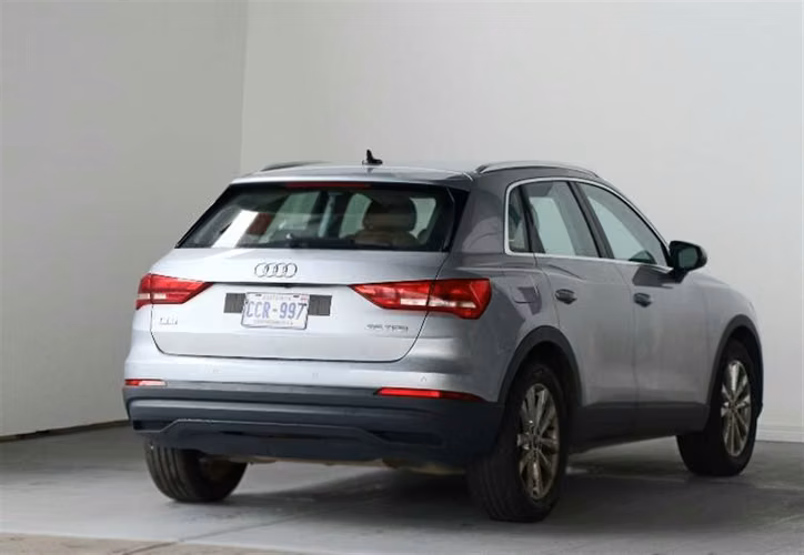 AUDI Q3 2024 AUTOMÁTICA GASOLINA PLATEADO - Imagen 3