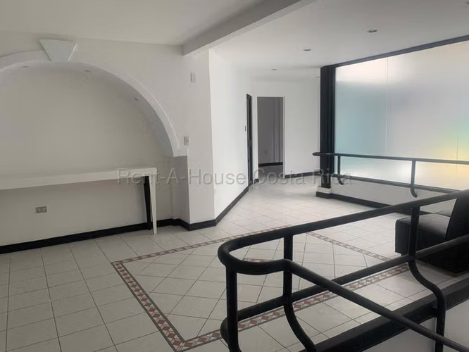Alquiler de Local Comercial en Barrio Escalante. 27-51 - Imagen 8