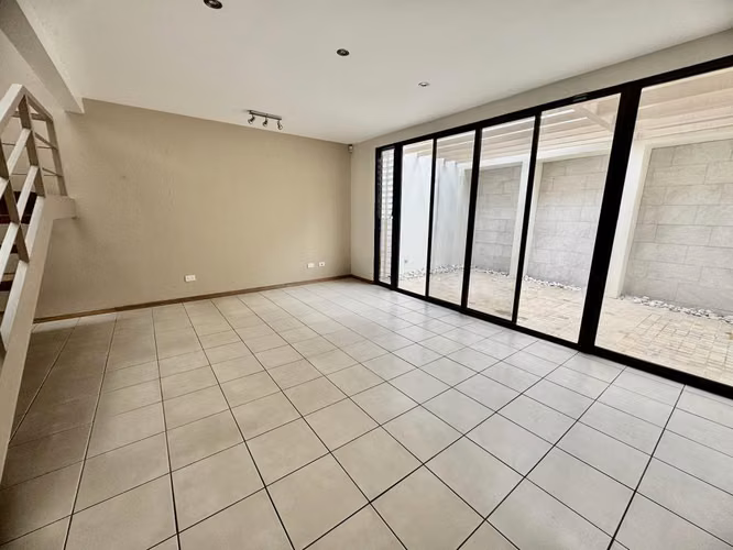 CASA INDEPENDIENTE EN ALQUILER EN SAN JOSÉ DE LA MONTAÑA, BARVA DE HEREDIA KS - Imagen 2