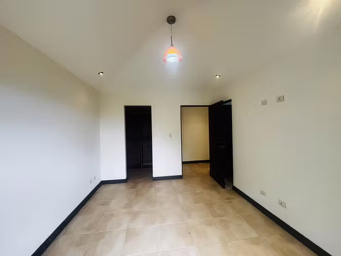 Casa en Condominio 4 habitaciones 665m2 Guadalupe Mata de Plátano seg - Imagen 9