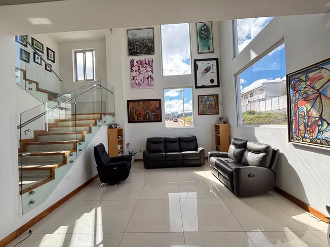 Casa condominio Bello Horizonte Escazú 5 habitaciones - Imagen 2