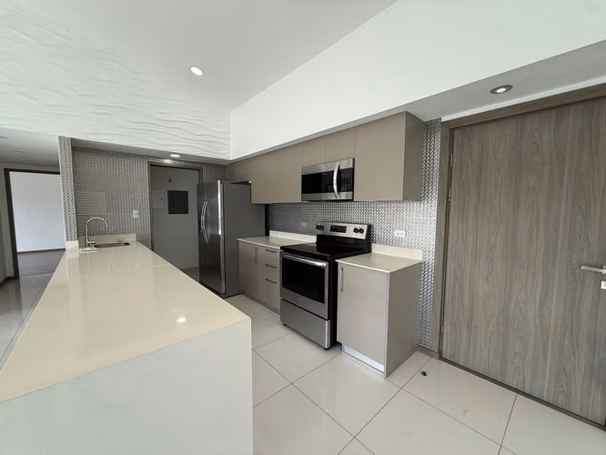 Alquiler de apartamento con Linea Blanca en Rohrmoser, Paradisus. - Imagen 6
