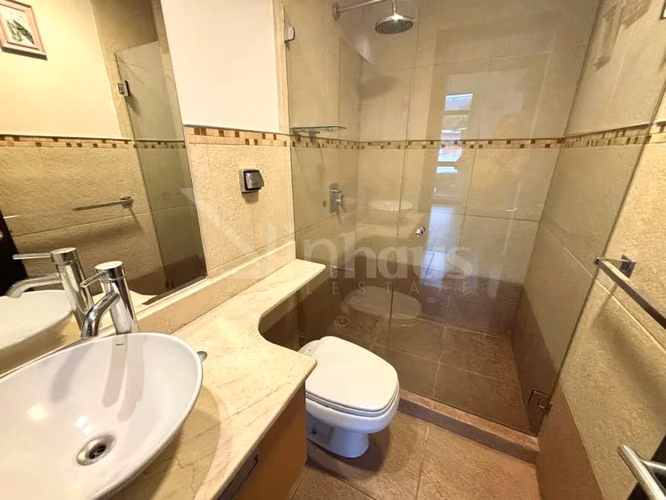Alquiler de apartamento con vista a la montaña en Santa Ana - Imagen 6