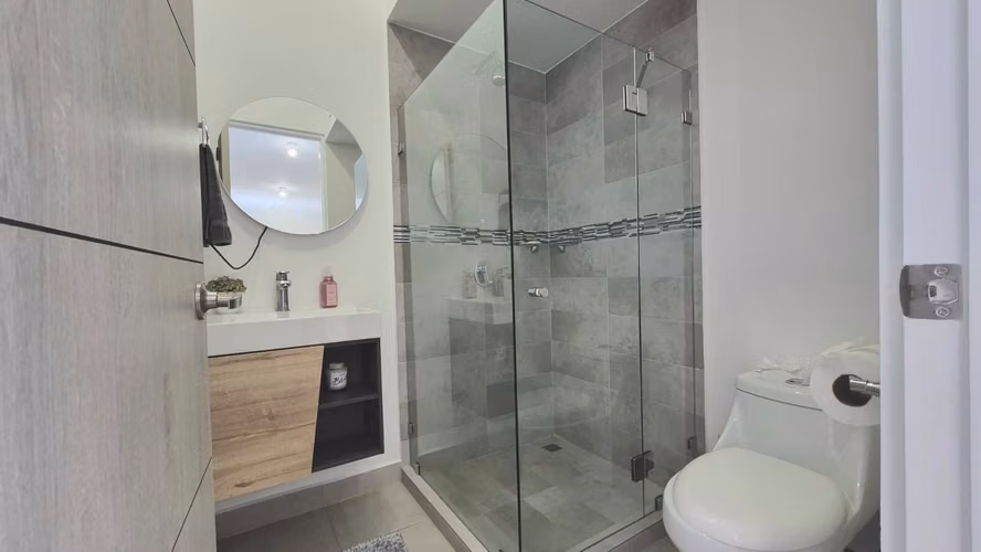 Venta de Lujosa Casa en Santo Domingo-Santo Tomas RZ - Imagen 17