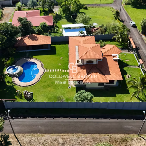 Villa Serenidad – Casa con Piscina y Guest House en Grecia, Alajuela | $480,000 - Imagen 8