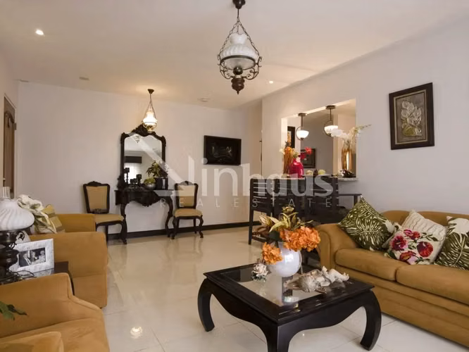 id # 43498  Alquiler de apartamento en la Floresta