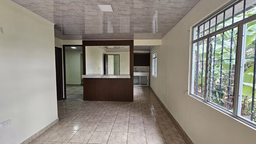 Casa en San Gabriel: ¡99% de Financiamiento y Prima Baja! 12