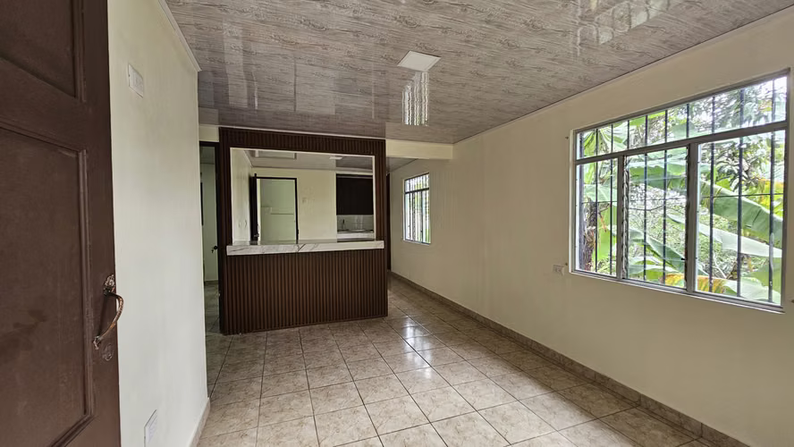 Casa en San Gabriel: ¡99% de Financiamiento y Prima Baja! 12