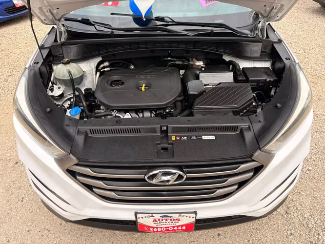HYUNDAI TUCSON-2016-AUTO-SHIFT TRONIC-4X2-9.375.000 - Imagen 8