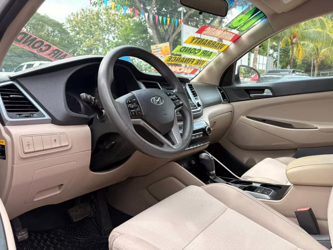 HYUNDAI TUCSON-2016-AUTO-SHIFT TRONIC-4X2-9.375.000 - Imagen 5