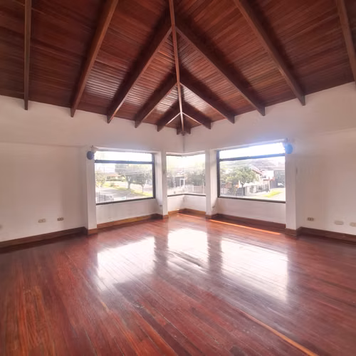 Alquiler de casa esquinera en Geroma - Favorita Norte RH - Imagen 10