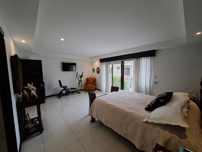 Alquiler de casa en Santa Centro, con línea blanca y muebles - Imagen 11