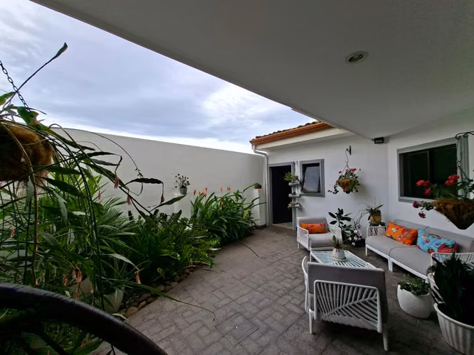 Alquiler de casa en Santa Centro, con línea blanca y muebles - Imagen 4