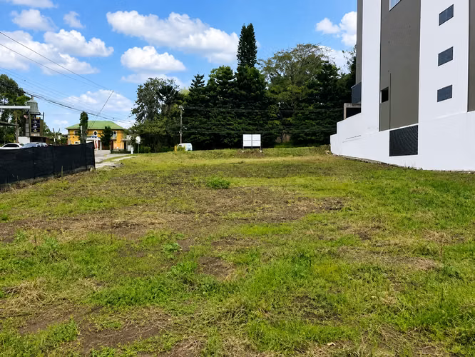 Venta Lote Comercial 1.797 m² Alta Visibilidad | Pinares, Curridabat - Imagen 9