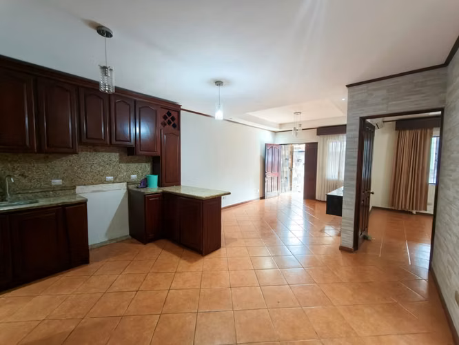 En venta casa en San Rafael Arriba Desamparados P.P - Imagen 2