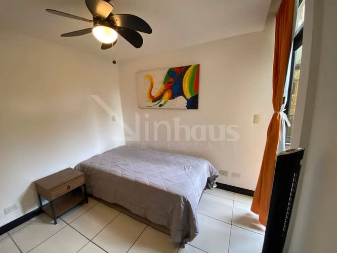 Alquiler apartamento amueblado en primer nivel Santa Ana - Imagen 3