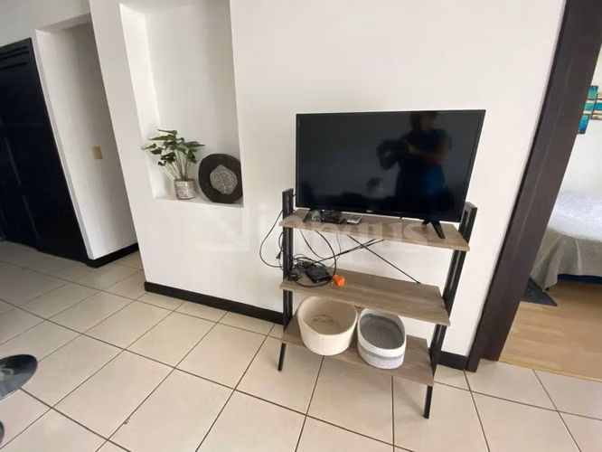 Alquiler apartamento amueblado en primer nivel Santa Ana - Imagen 7