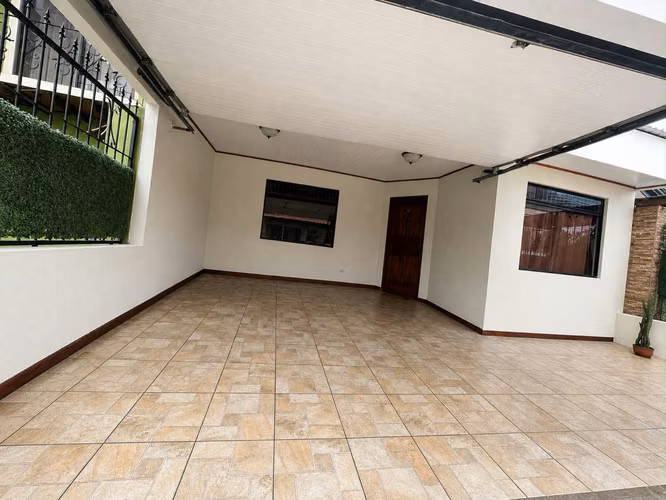 Casa en venta Guadalupe de Cartago/3 Hab/2 baños - Imagen 8