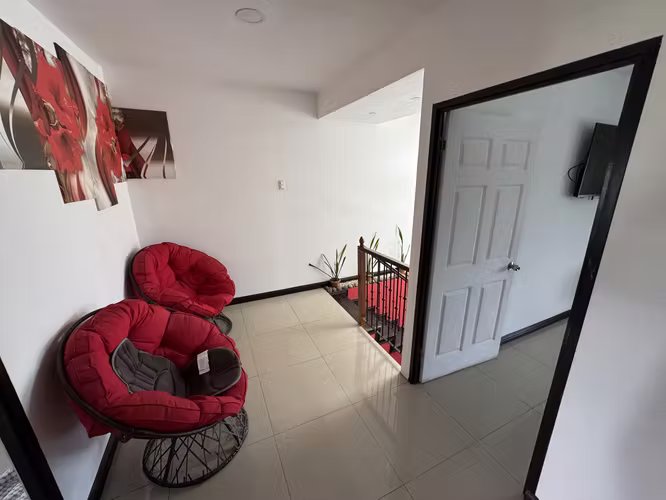 Venta de casa de dos plantas en San Rafael Arriba, Desamparados -EU - Imagen 12