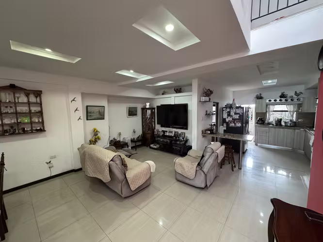 Venta de casa de dos plantas en San Rafael Arriba, Desamparados -EU - Imagen 9