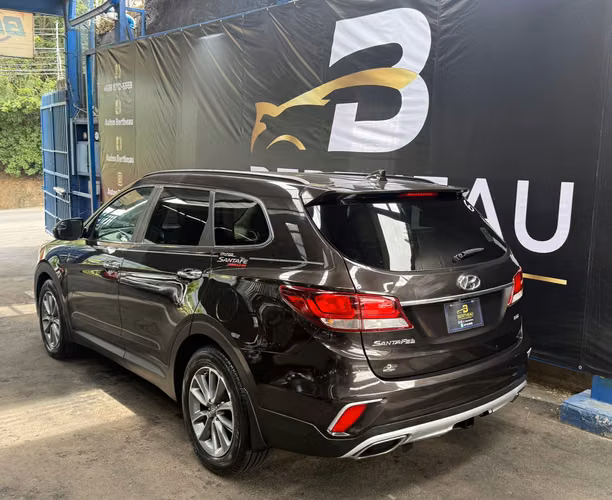 HYUNDAI SANTA FE GLS 2017 CAFÉ AUTOMÁTICO 4X4 - Imagen 5