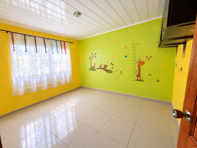 Casa de dos plantas con 4 habitaciones en Residencial los Geranios, Tres Rios de La Unión 43538 - Imagen 9
