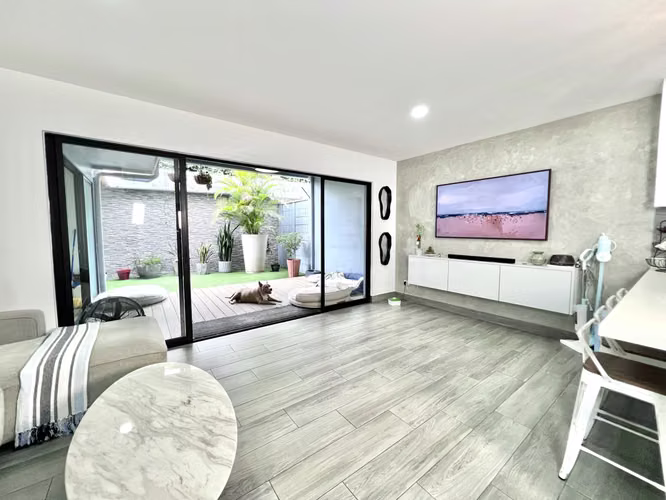 Venta de casa en Bali Guachipelín. Escazú - Santa Ana. ¡3 Habitaciones y Amenidades! - Imagen 3