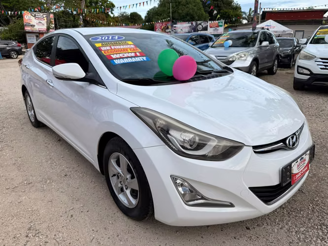 HYUNDAI AVANTE GDI-2014-AUTOMATICO-SHIFT TRONIC-6.475.000 - Imagen 4