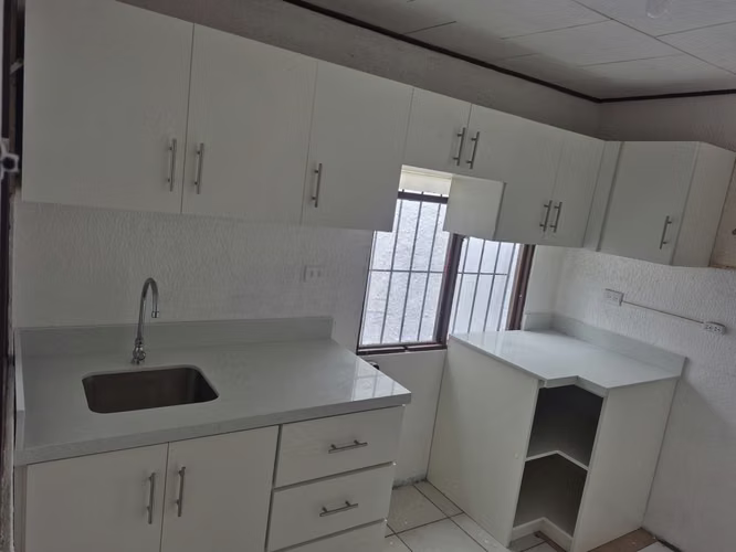 Se alquila casa en el Residencial la Arboleda, Sabanilla - Imagen 10