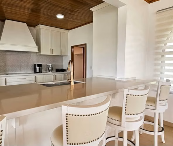 GRAN CASA EN VENTA EN CONDOMINIO ESCAZÚ | 922 M2 | P652 - Imagen 8