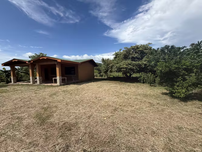 Casa en Alquiler La Cruz Guanacaste