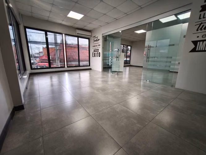 Local comercial en alquiler en San Pedro, 2do piso, 75 m² - Imagen 3