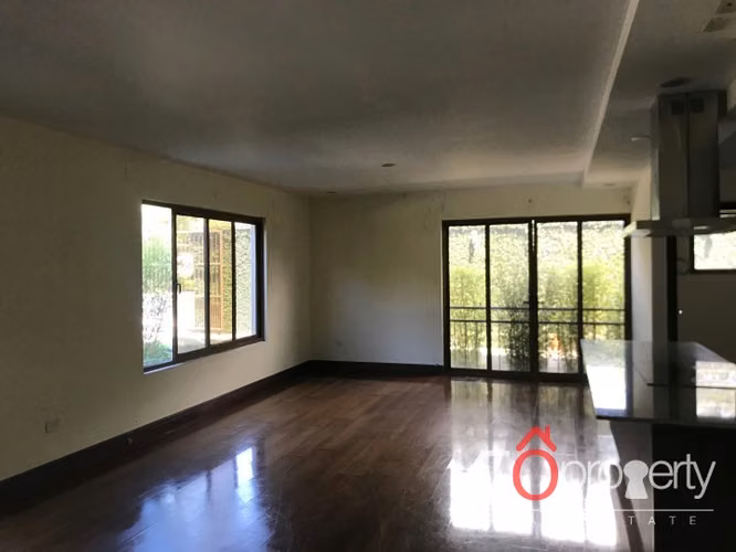 Alquiler de Apartamento Amplio en Torre - Ayarco Sur ID4528