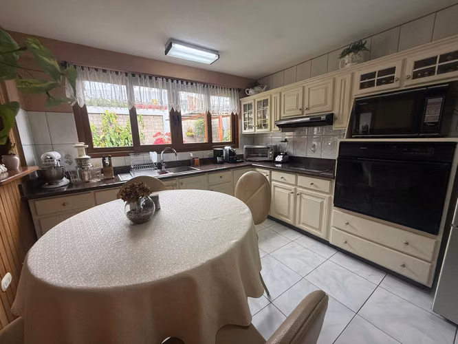 SE VENDE CASA EN MORAVIA - Imagen 5