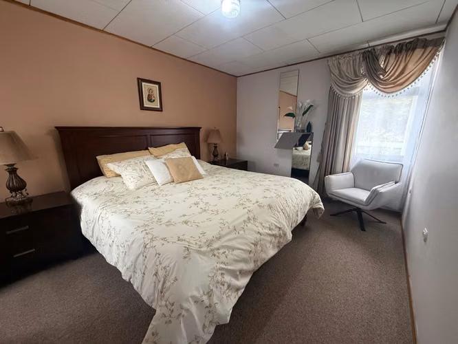 SE VENDE CASA EN MORAVIA - Imagen 14