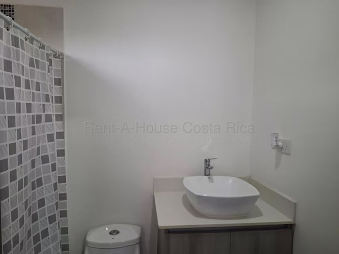 SE VENDE CASA EN SABANILLA, MONTES DE OCA | $197,369 - Imagen 8